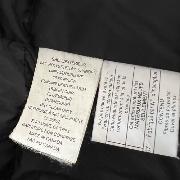 CMFR Women’s Down Parka with Coyote Fur Trim – Size XS
Rated for -30°C - Picture 15 of 16